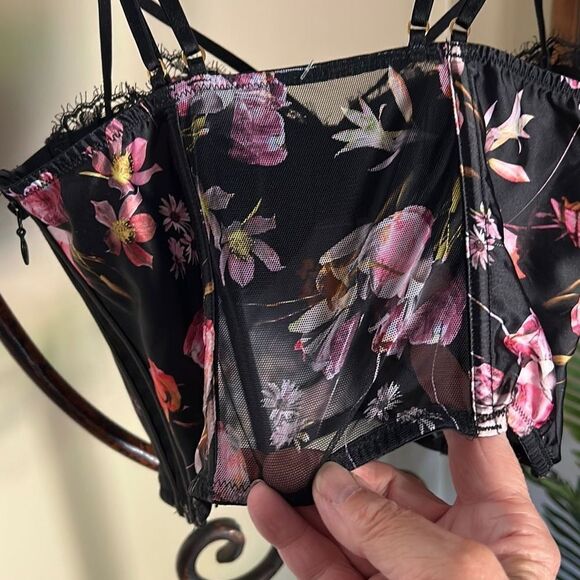 Victorias Secret Black Floral Bustier - Picture 6 of 9
